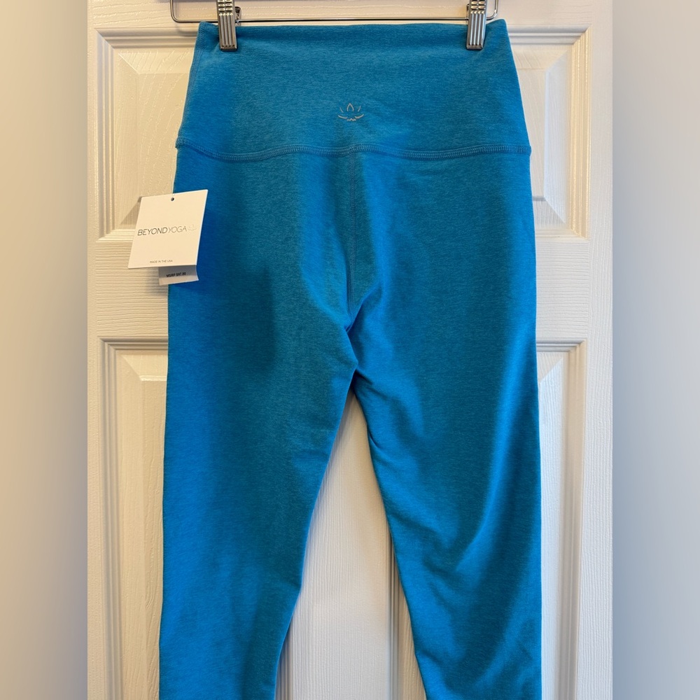 Beyond Yoga Leggings NWT Cali Blue